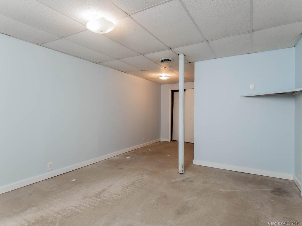 16 Oakview Road Asheville NC 28803