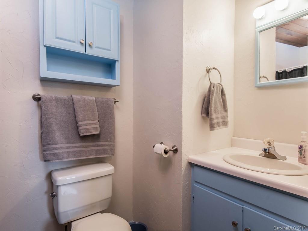 16 Oakview Road Asheville NC 28803