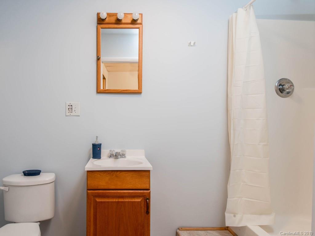 16 Oakview Road Asheville NC 28803