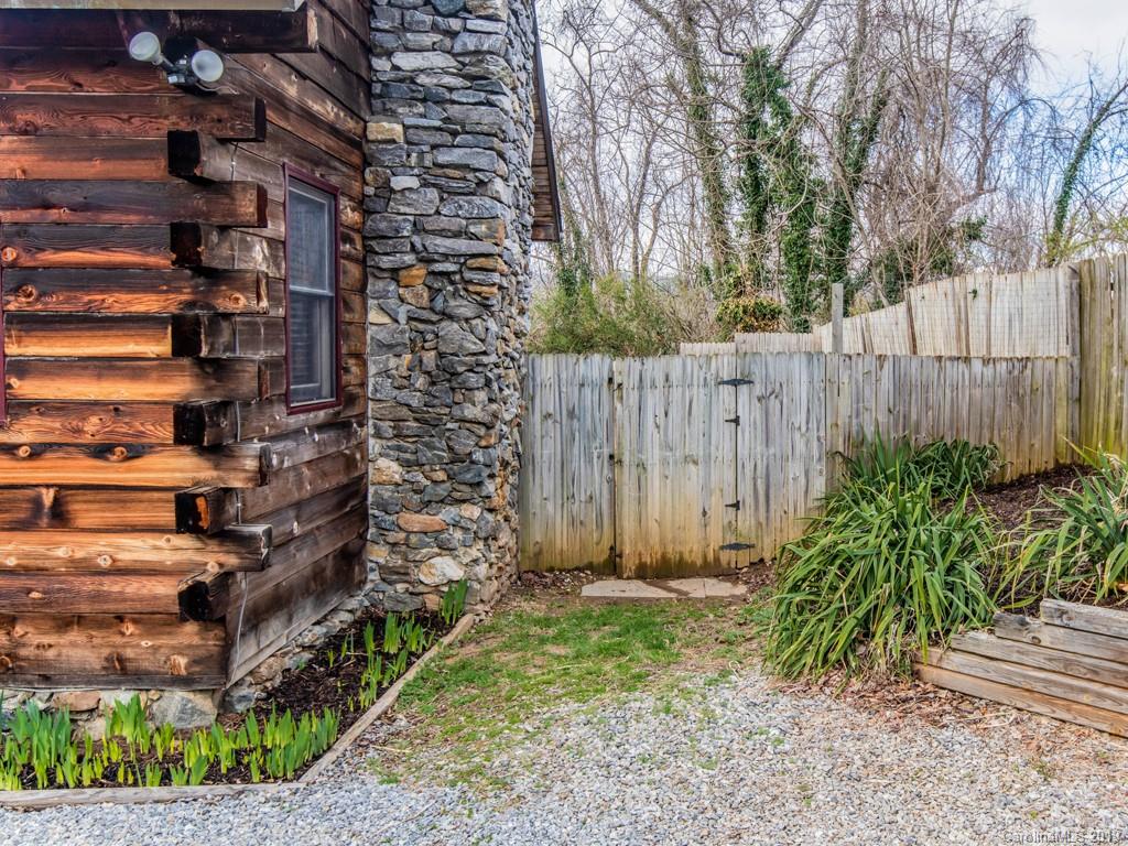 16 Oakview Road Asheville NC 28803