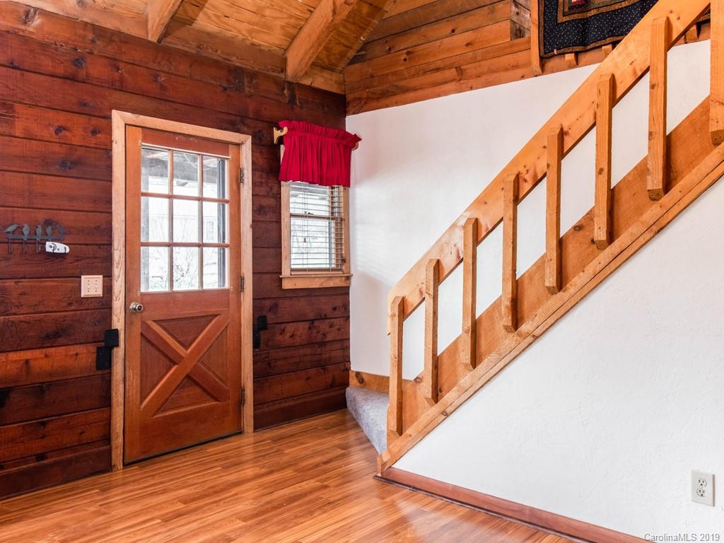 16 Oakview Road Asheville NC 28803