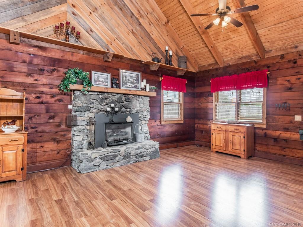 16 Oakview Road Asheville NC 28803