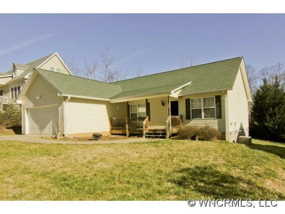 20 Grove Garden Avenue Candler NC 28715