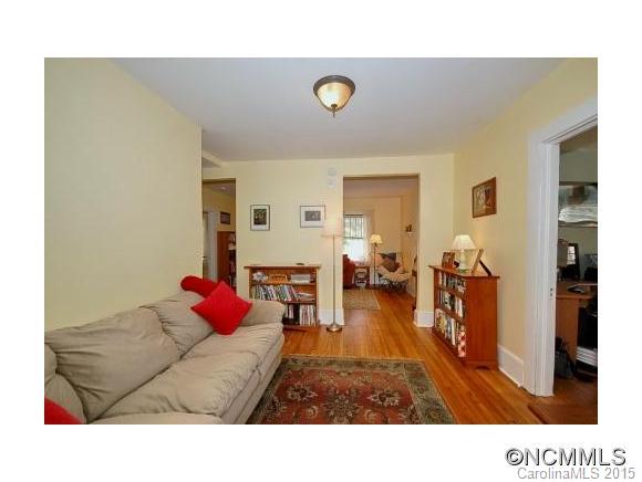 75 Craig Circle Asheville NC 28805