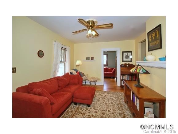 75 Craig Circle Asheville NC 28805