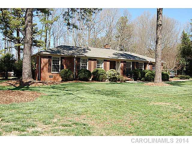 7825 Meadowview Lane Charlotte NC 28270
