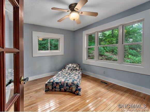 69 Wamboldt Avenue Asheville NC 28806