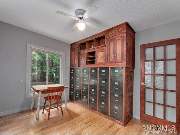 69 Wamboldt Avenue Asheville NC 28806