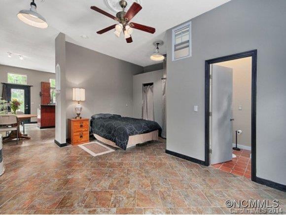 69 Wamboldt Avenue Asheville NC 28806