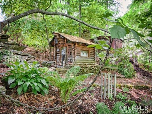 69 Wamboldt Avenue Asheville NC 28806
