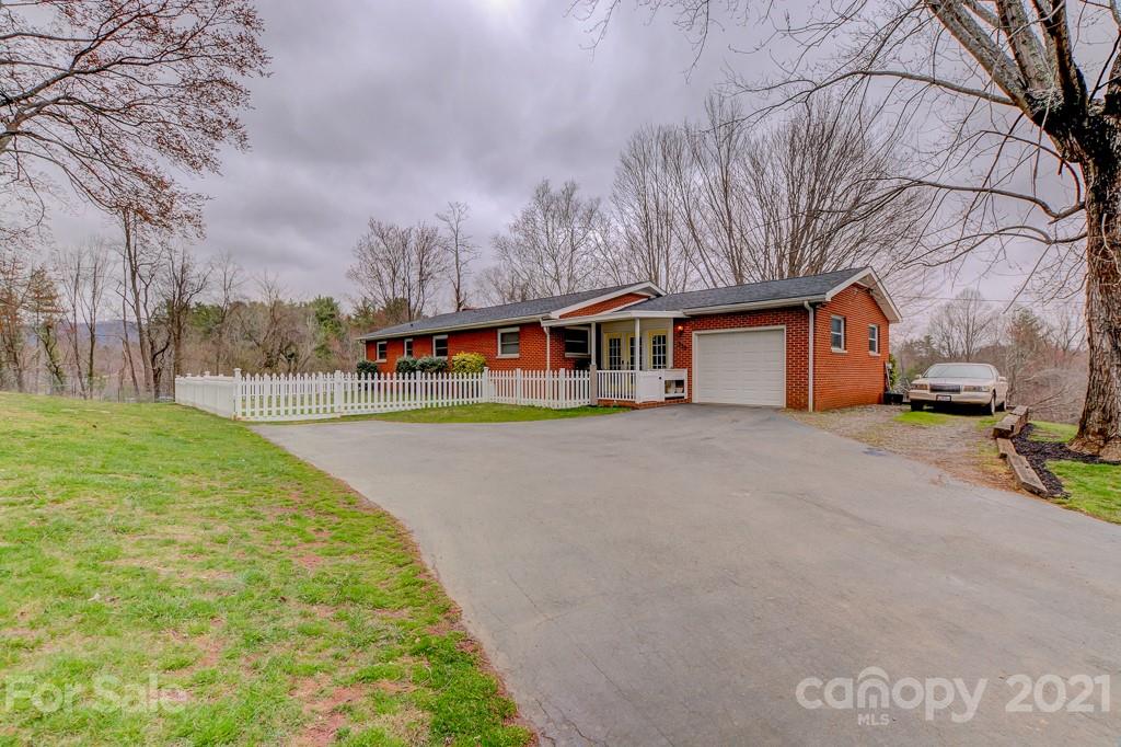 339 Morgan Road Candler NC 28715