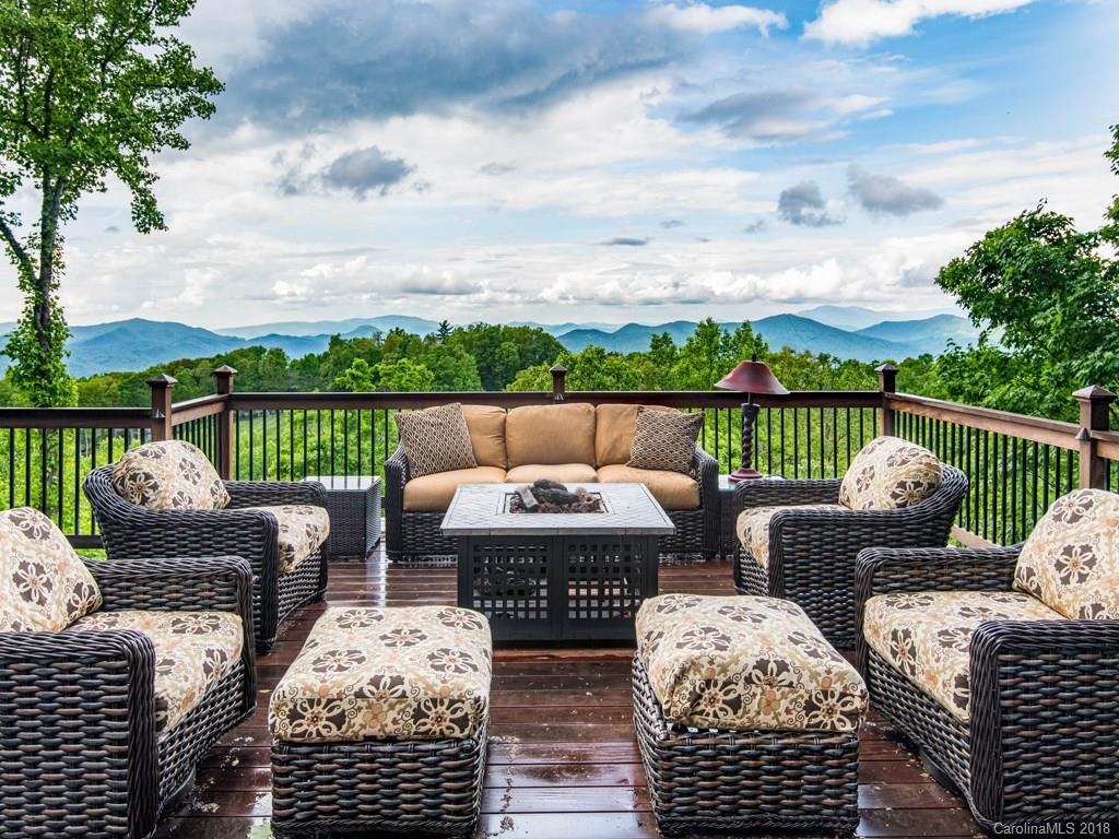 24 Ridgepoint View Burnsville NC 28714
