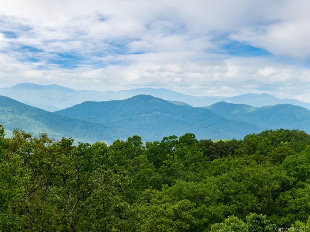 24 Ridgepoint View Burnsville NC 28714