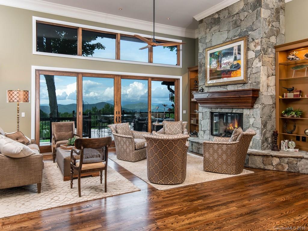 24 Ridgepoint View Burnsville NC 28714