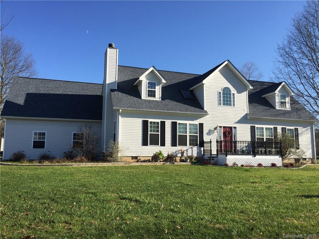 255 Kingfisher Lane Mills River NC 28759