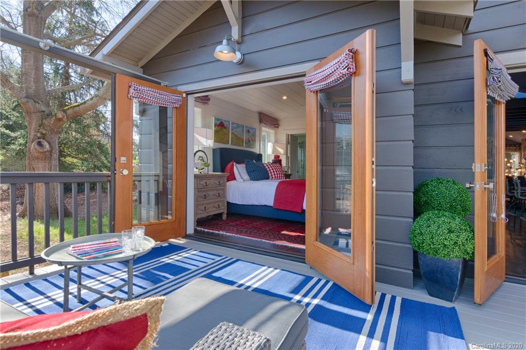 17 Russell Street Asheville NC 28806