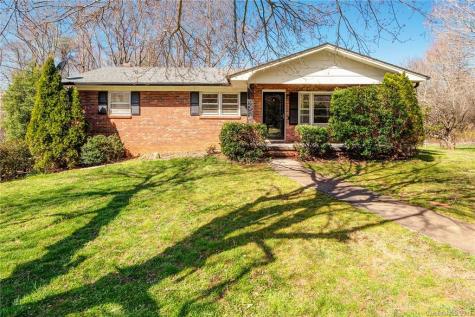 27 Sunset Drive Swannanoa NC 28778
