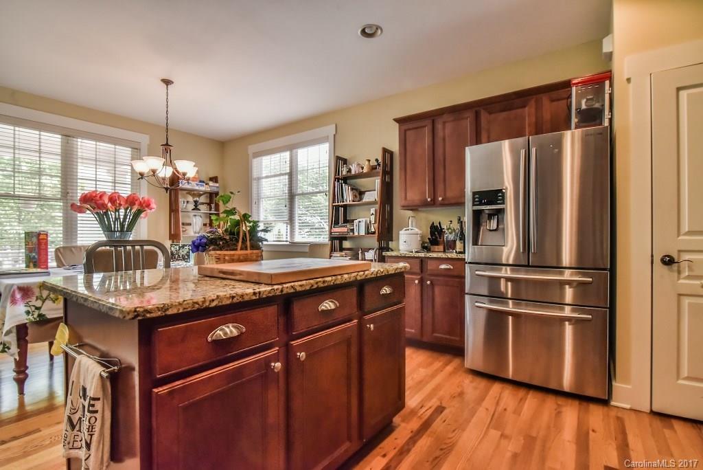 50 Craftsman Circle Asheville NC 28805