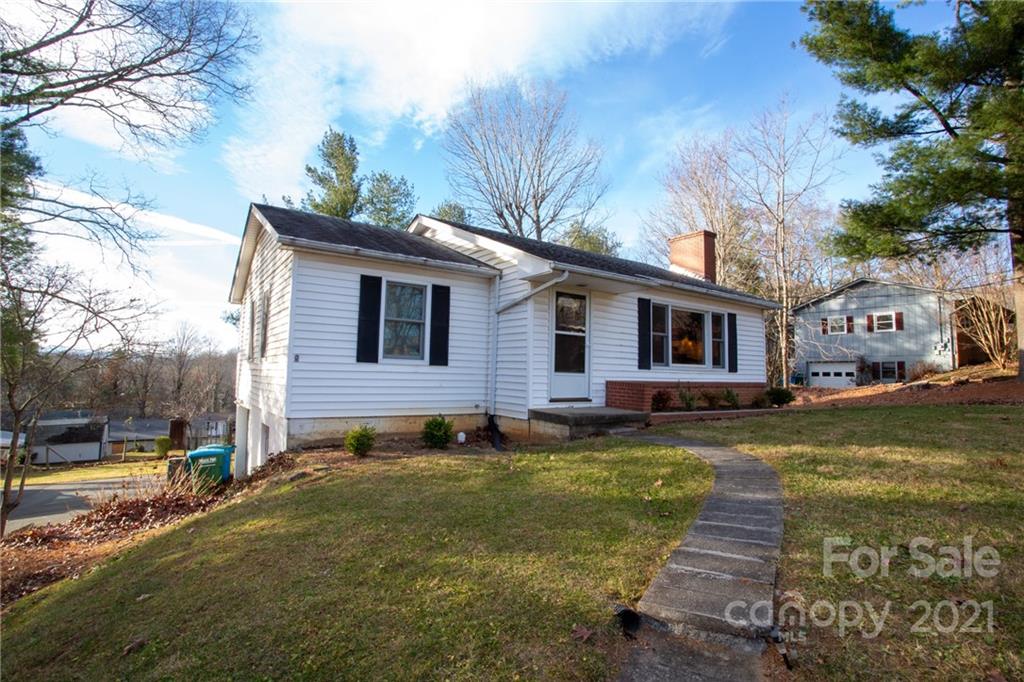 160 Oak Terrace Arden NC 28704