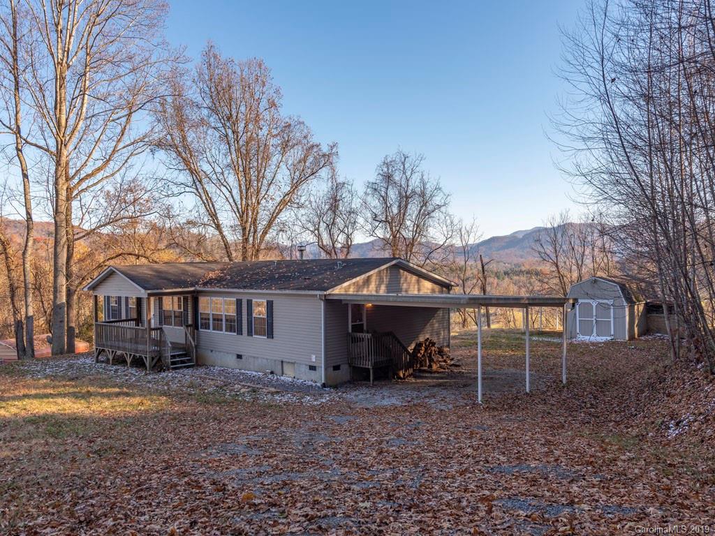 3321 Crabtree Road Waynesville NC 28785