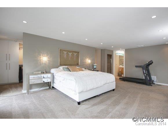 11 Beaverbrook Road Asheville NC 28804