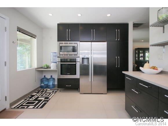 11 Beaverbrook Road Asheville NC 28804