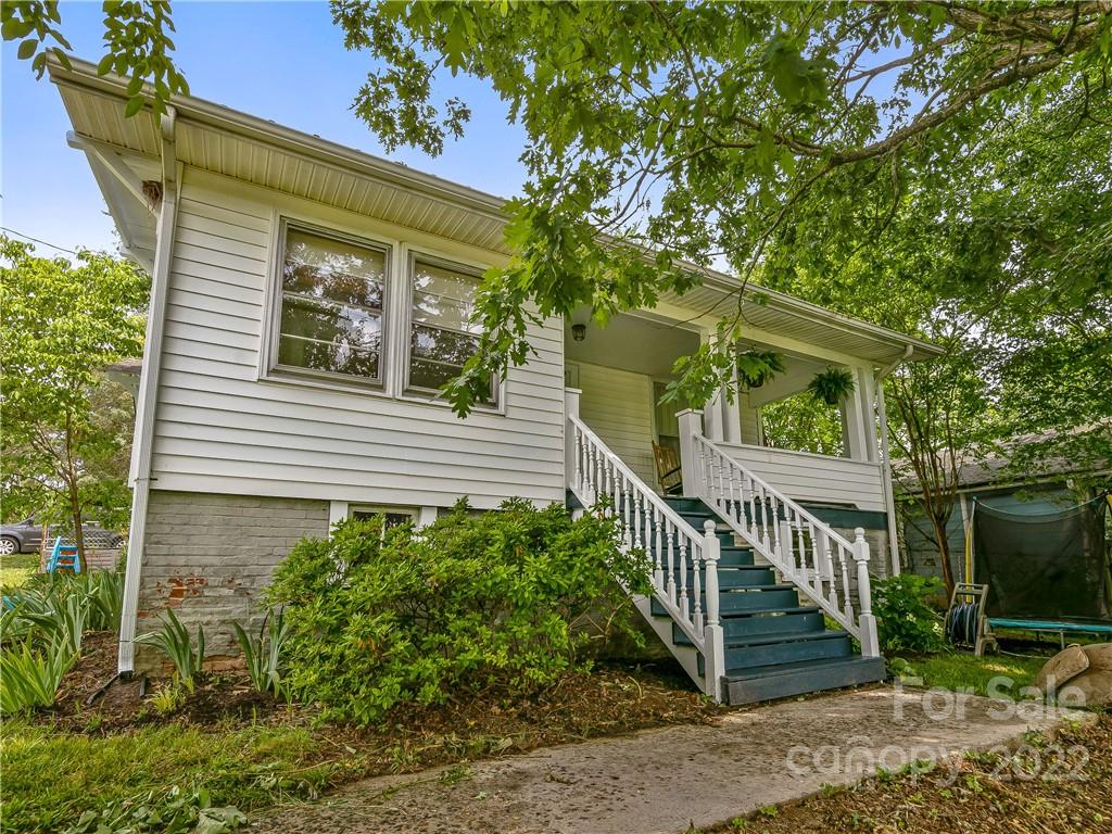 83 Montana Avenue Asheville NC 28806