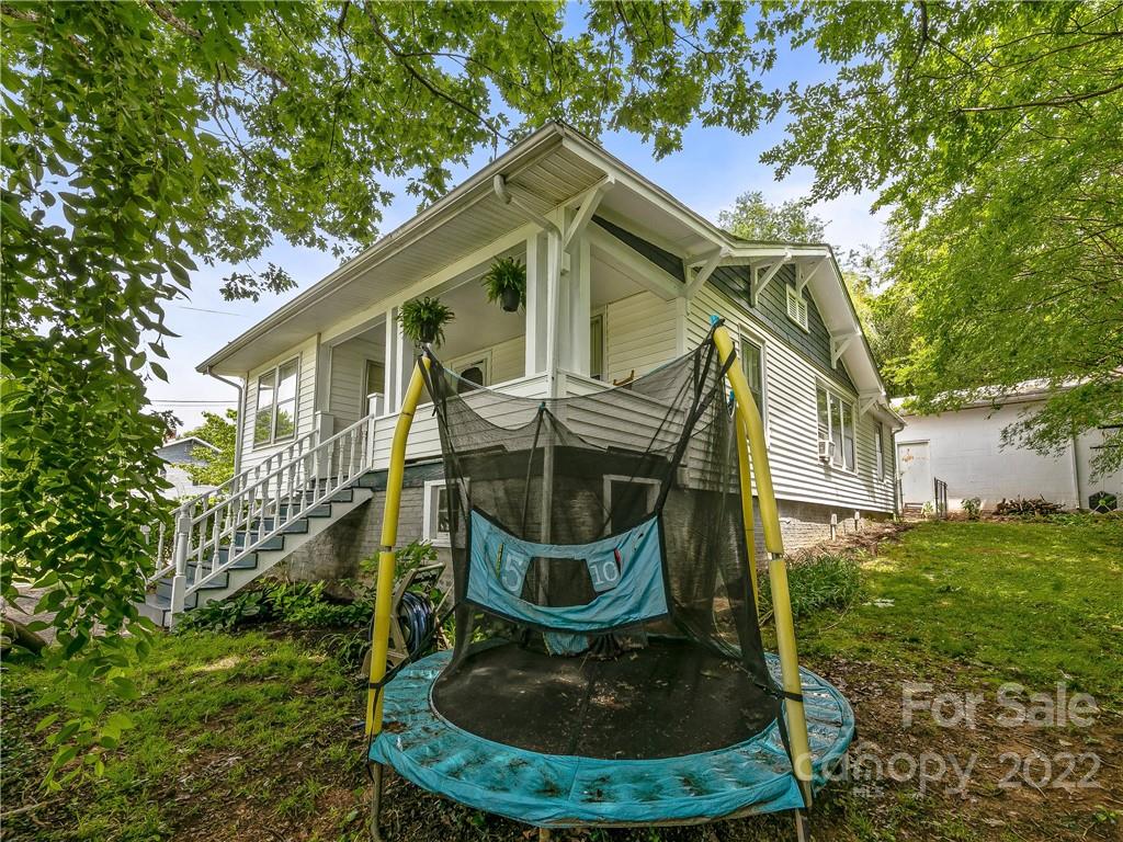 83 Montana Avenue Asheville NC 28806