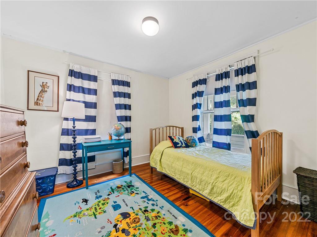 83 Montana Avenue Asheville NC 28806