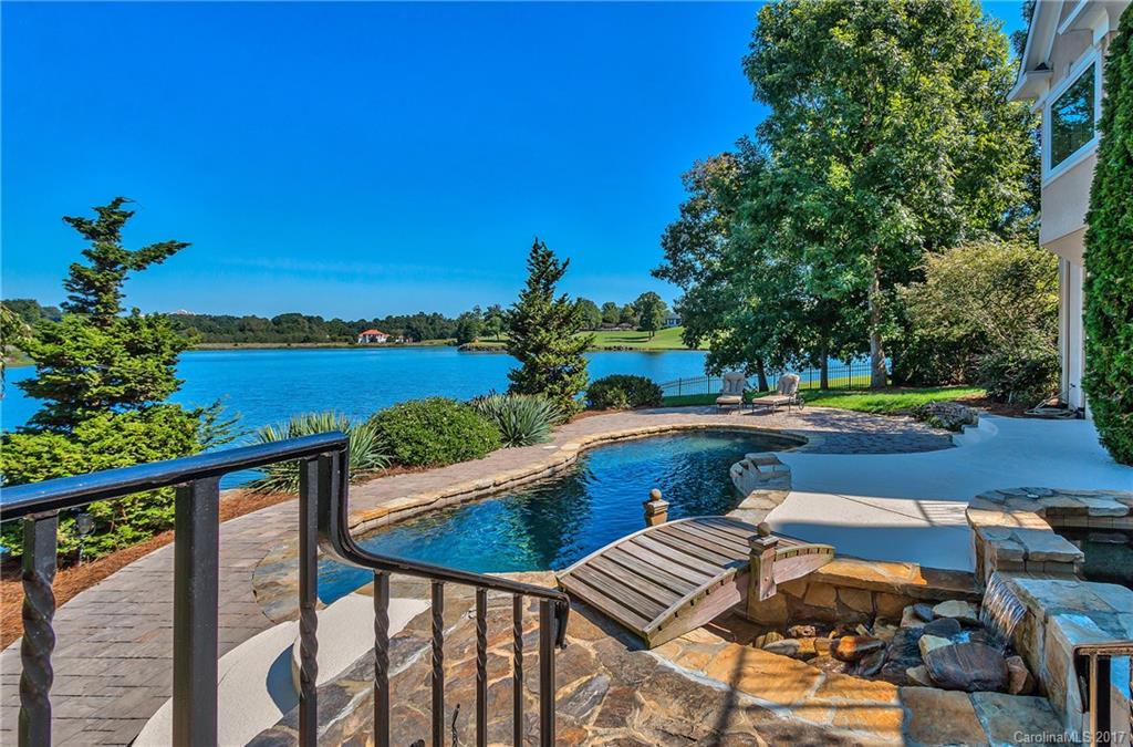 6901 Ancient Oak Lane Charlotte NC 28277