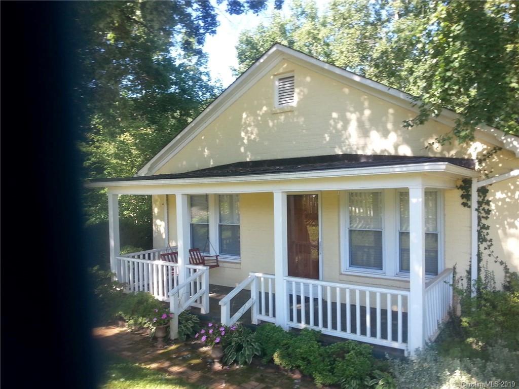 413 Catawba Street Morganton NC 28655