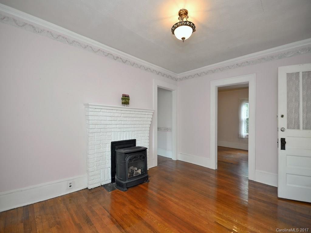 113 S Main Street Weaverville NC 28787
