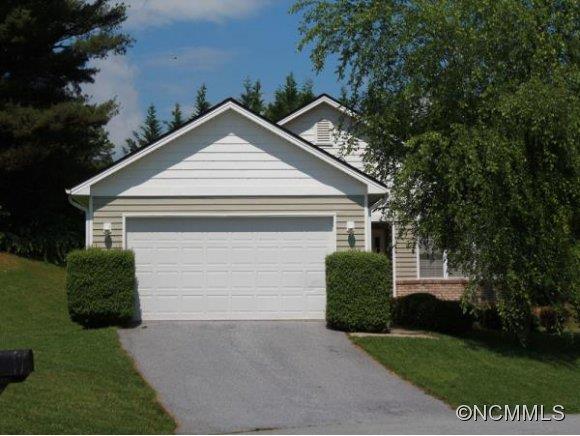 43 Meadow Cliff Lane Mills River NC 28759