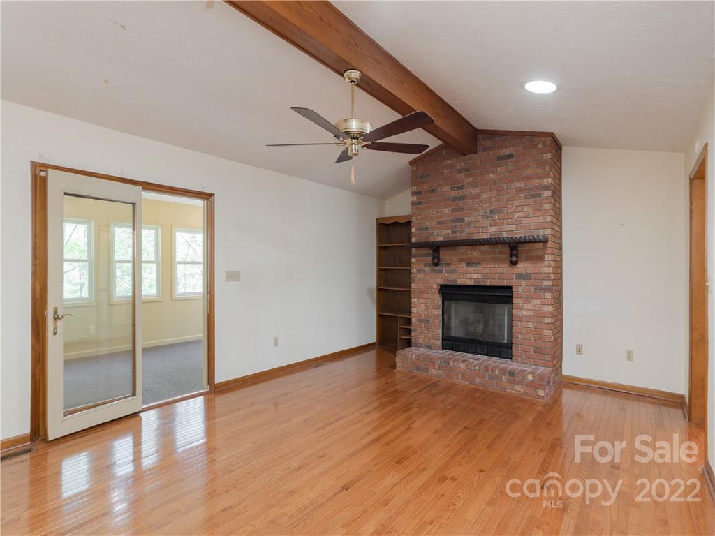 185 Mountain Valley Drive Hendersonville NC 28739