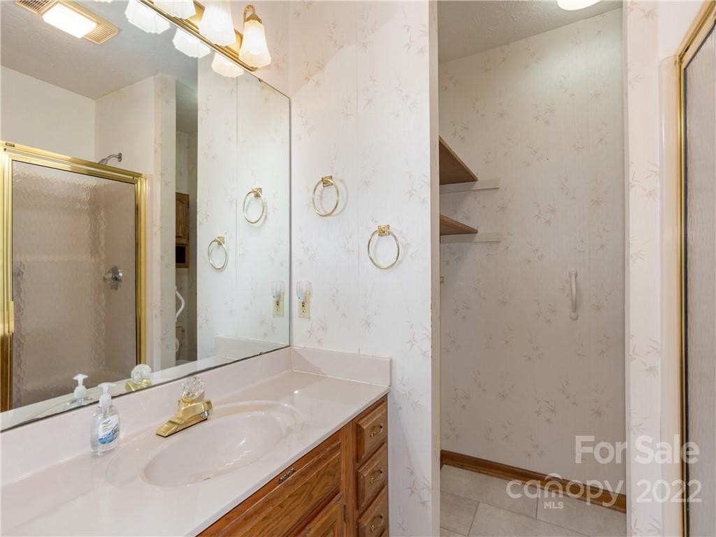 185 Mountain Valley Drive Hendersonville NC 28739