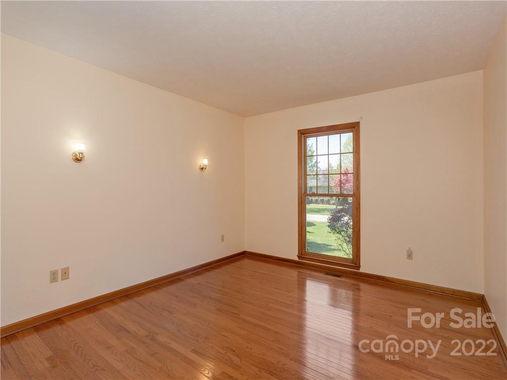 185 Mountain Valley Drive Hendersonville NC 28739