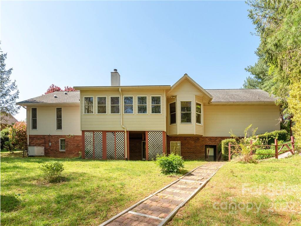 185 Mountain Valley Drive Hendersonville NC 28739