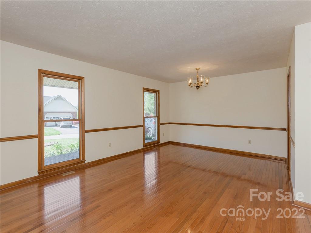 185 Mountain Valley Drive Hendersonville NC 28739