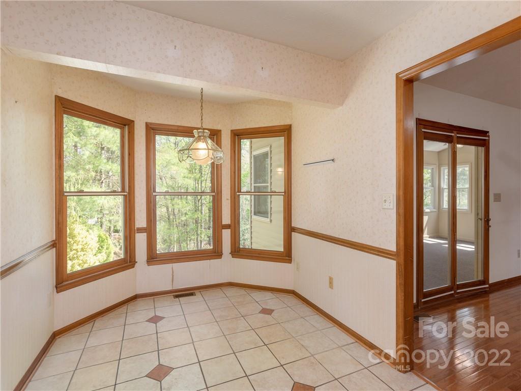 185 Mountain Valley Drive Hendersonville NC 28739