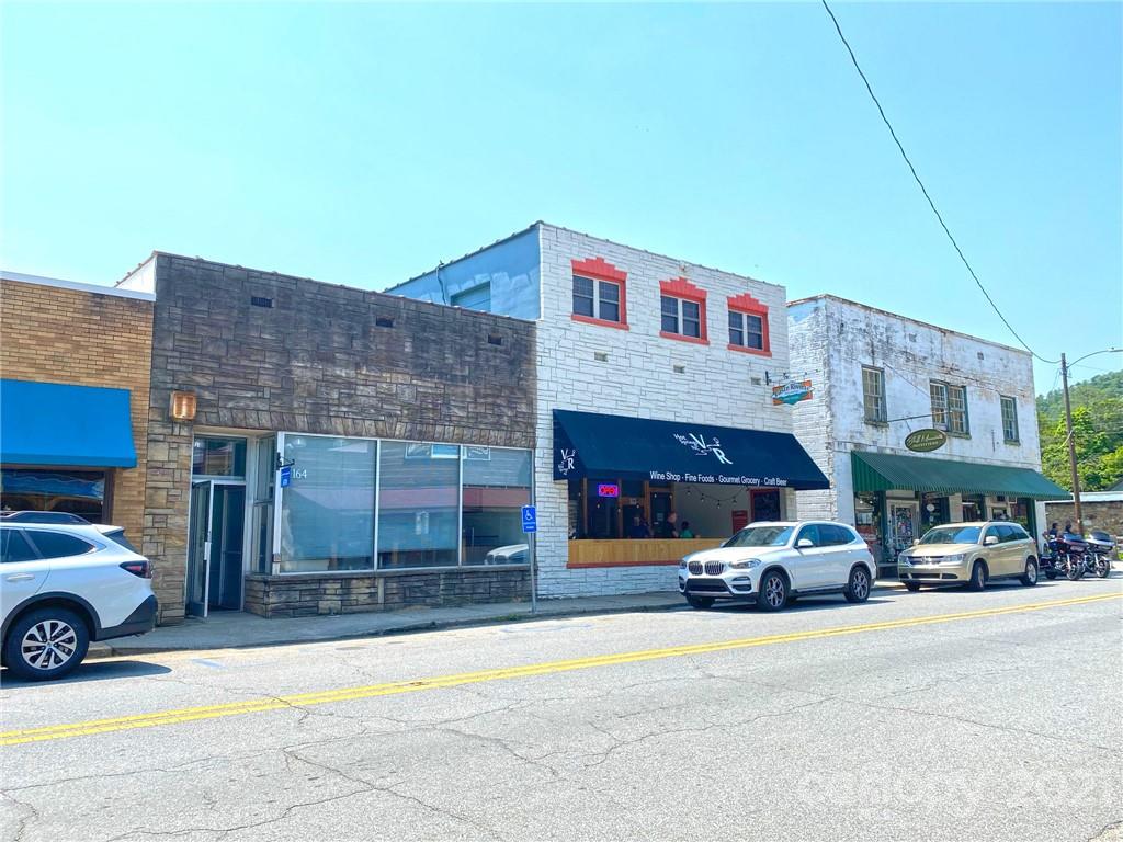 164 Bridge Street Hot Springs NC 28743
