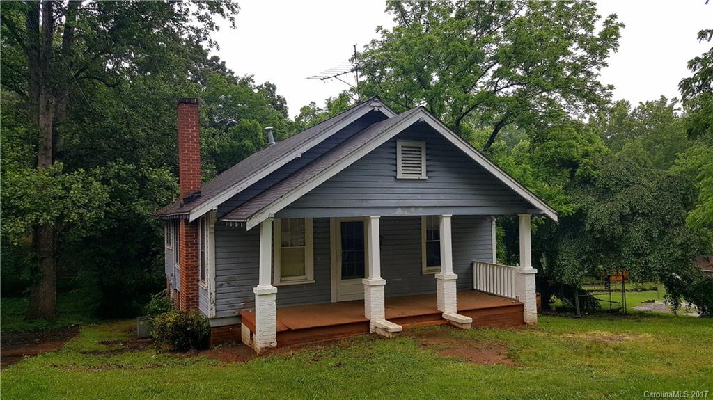 204 9th Avenue SE Hickory NC 28602