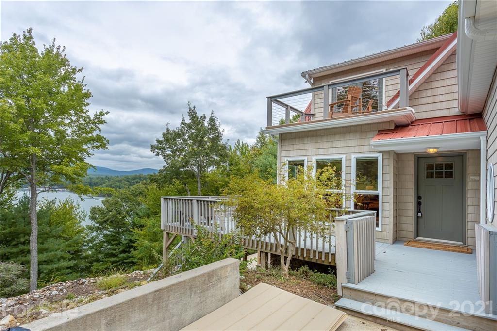602 Harborside Drive Nebo NC 28761