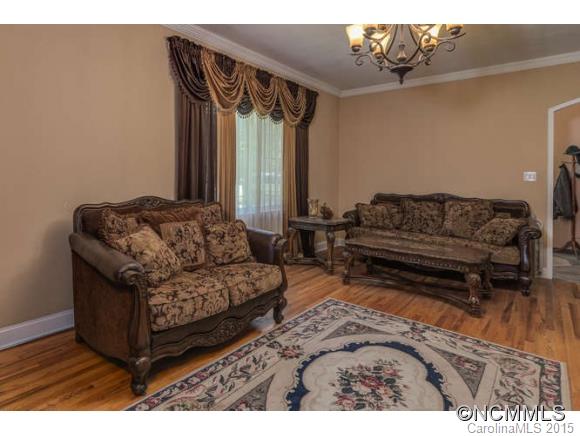 91 Richmond Hill Drive Asheville NC 28806
