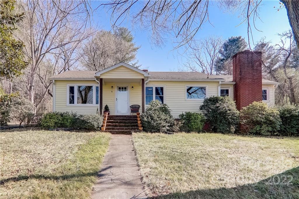 7 Chestnut Street Weaverville NC 28787