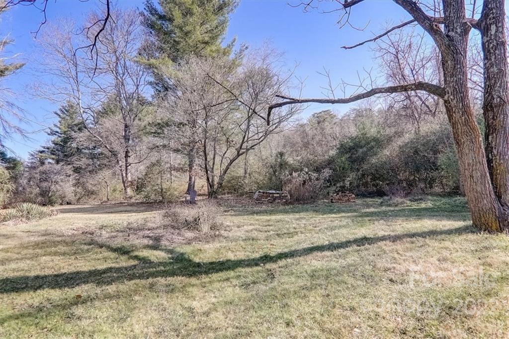 7 Chestnut Street Weaverville NC 28787