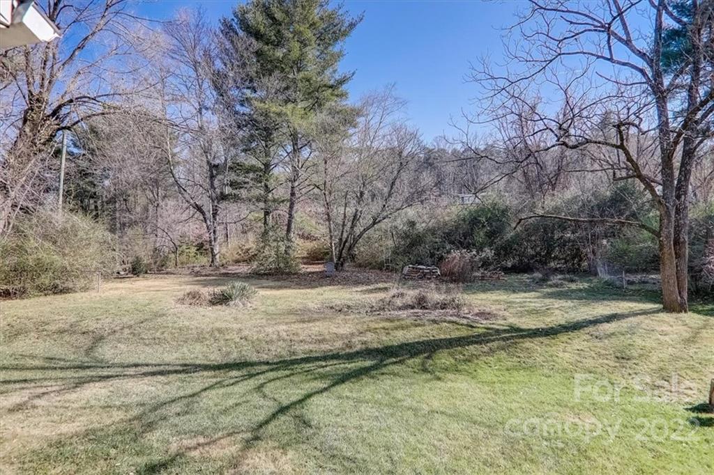 7 Chestnut Street Weaverville NC 28787