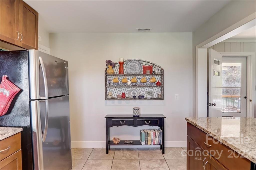 7 Chestnut Street Weaverville NC 28787