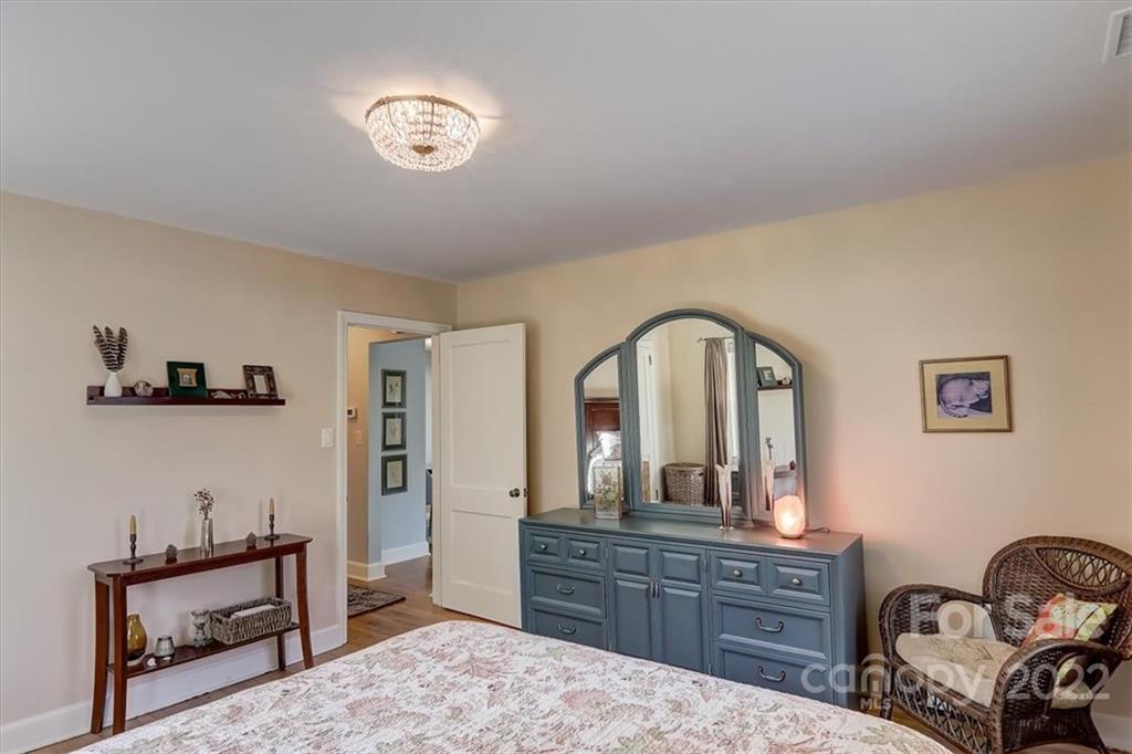 7 Chestnut Street Weaverville NC 28787