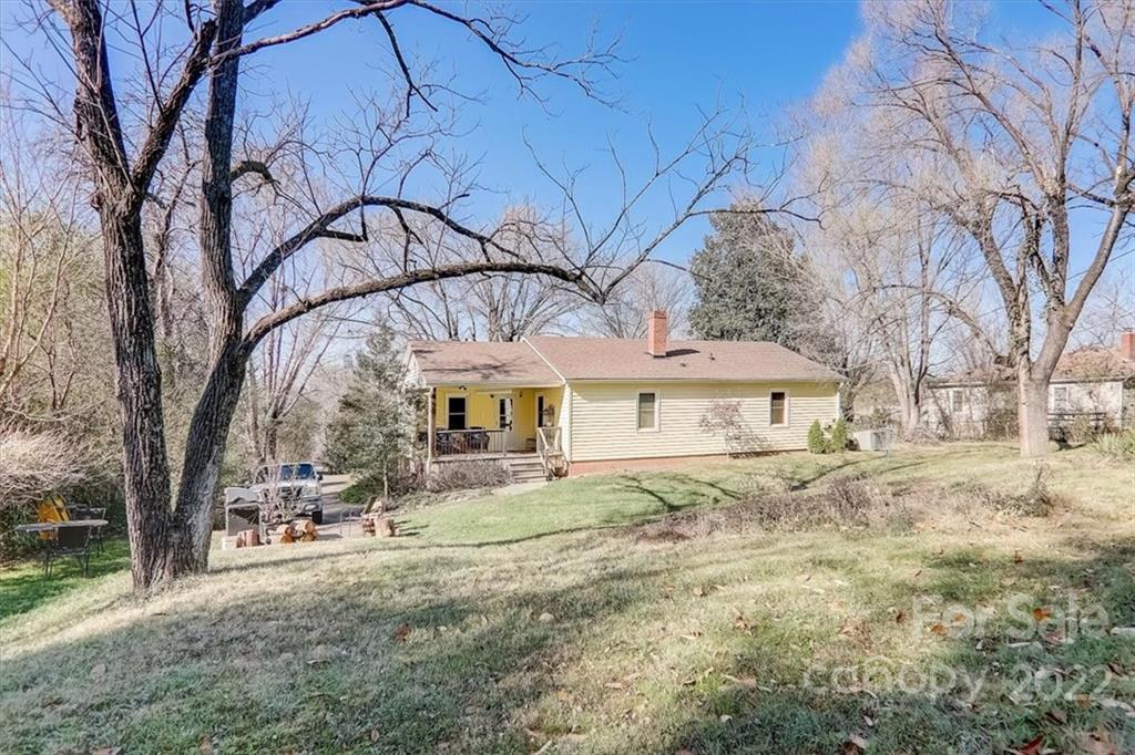 7 Chestnut Street Weaverville NC 28787