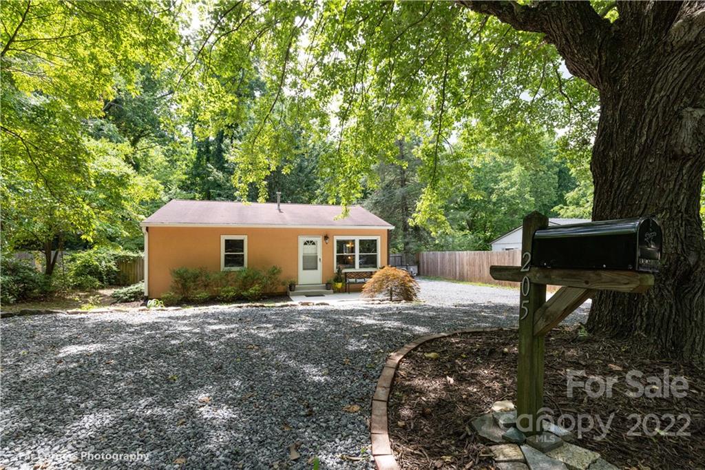 205 London Road Asheville NC 28803